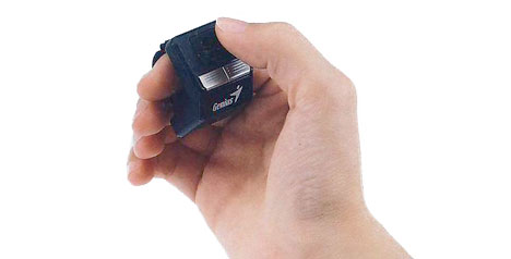 Genius lanz� su anillo inal�mbrico presentador