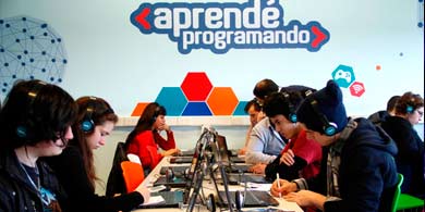 Aprend Programando entrega $2.400 a los estudiantes que presenten su proyecto