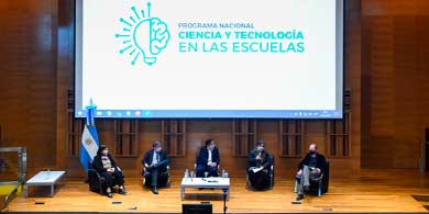 Ciencias de la Computacin sera obligatoria en los tres niveles del sistema educativo