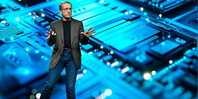 Las tres etapas de la transformacin de IA empresarial segn Pat Gelsinger, en Intel Vision 2024
