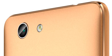 PCBOX lanz King, su nuevo smartphone homenaje a B.B. King