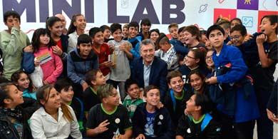 Macri en el Polo TIC Mendoza, visit el centro de innovacin IxD