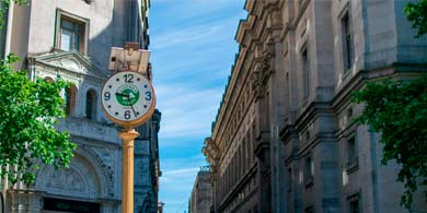 Por qué este es el mejor momento para convertirte en agente inmobiliario en Argentina