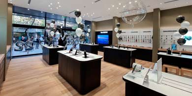 Samsung inaugur su primera tienda en Tucumn