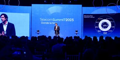 Telecom realiz su SummIT: 